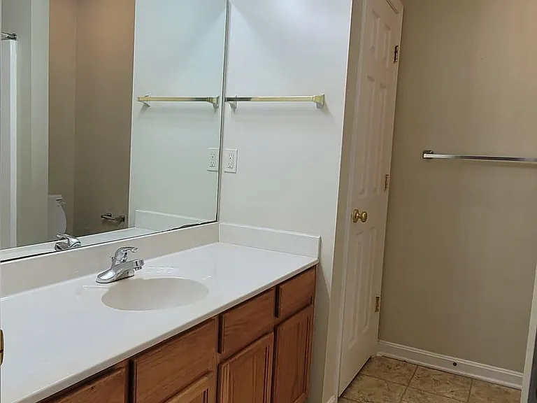 5603 Collington Ct — Photo 40