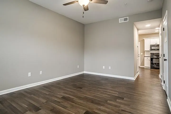 2 bed, 2.5 bath, 1250 sqft, $1,350 — Photo 4