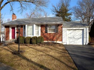 137 Turf Ct, Saint Louis, MO