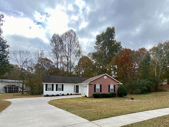5th image of 282 Georgia Bell Cir SE