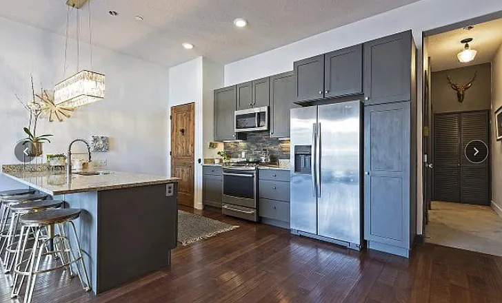6169 Park Ln S — Photo 4
