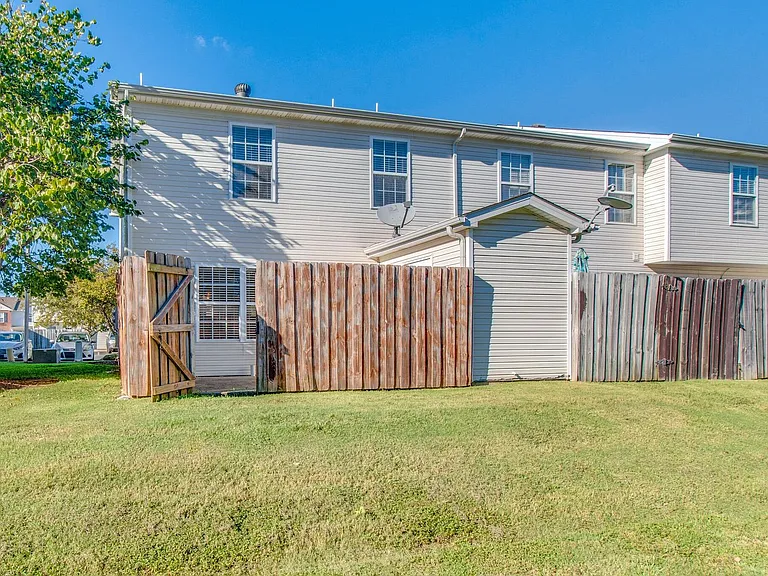 417 Shoshone Pl — Photo 18
