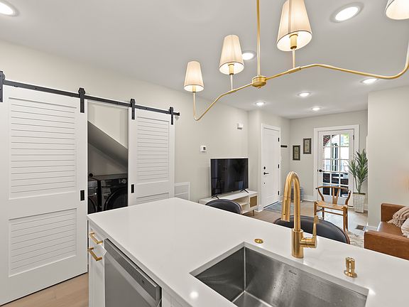 2nd image of 127 S Braddock St #201