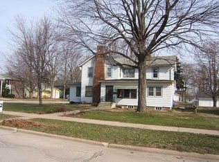 225 W 4th St, Shawano, WI 54166