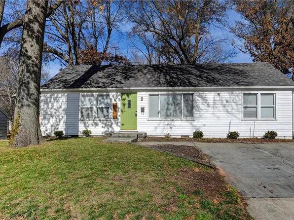 7600 W 65th Ter, Overland Park, KS 66202
