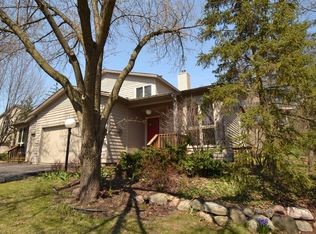 1900 Old Orchard Ct, Ann Arbor, MI 48103