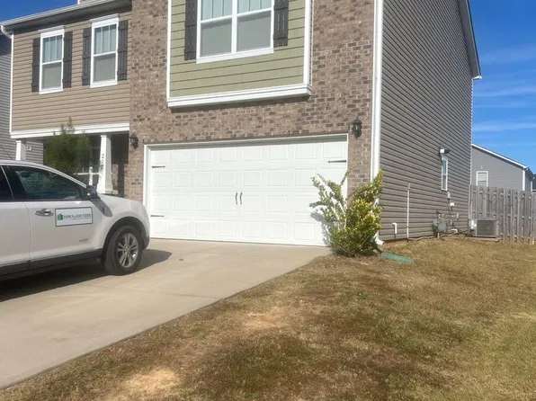 215 Milford Pines Dr, Greenwood, SC 29649