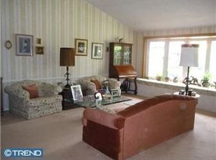 903 Orlando Rd, Cherry Hill, NJ 08034