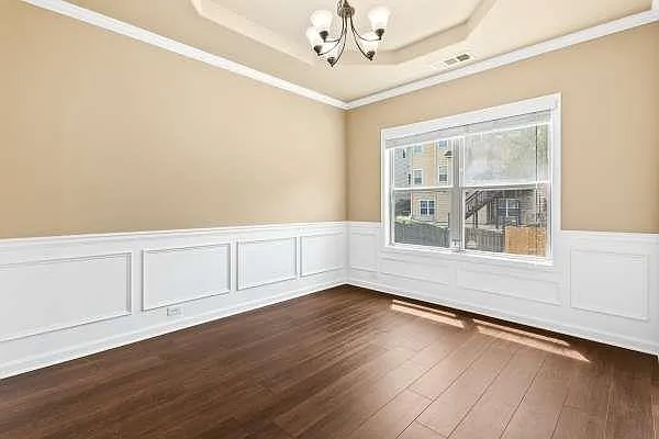3920 Lake Manor Way — Photo 8