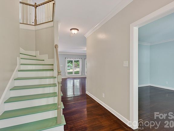 4th image of 1820 Riva Ridge Ct