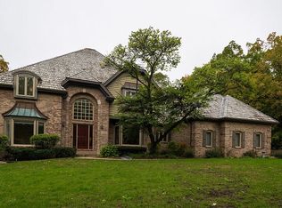 626 Fox Glen Dr, St Charles, IL