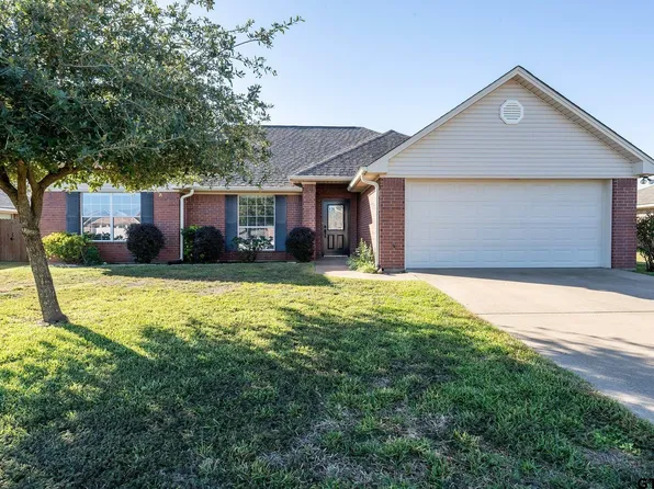 11219 Twin Spires Dr, Flint, TX 75762