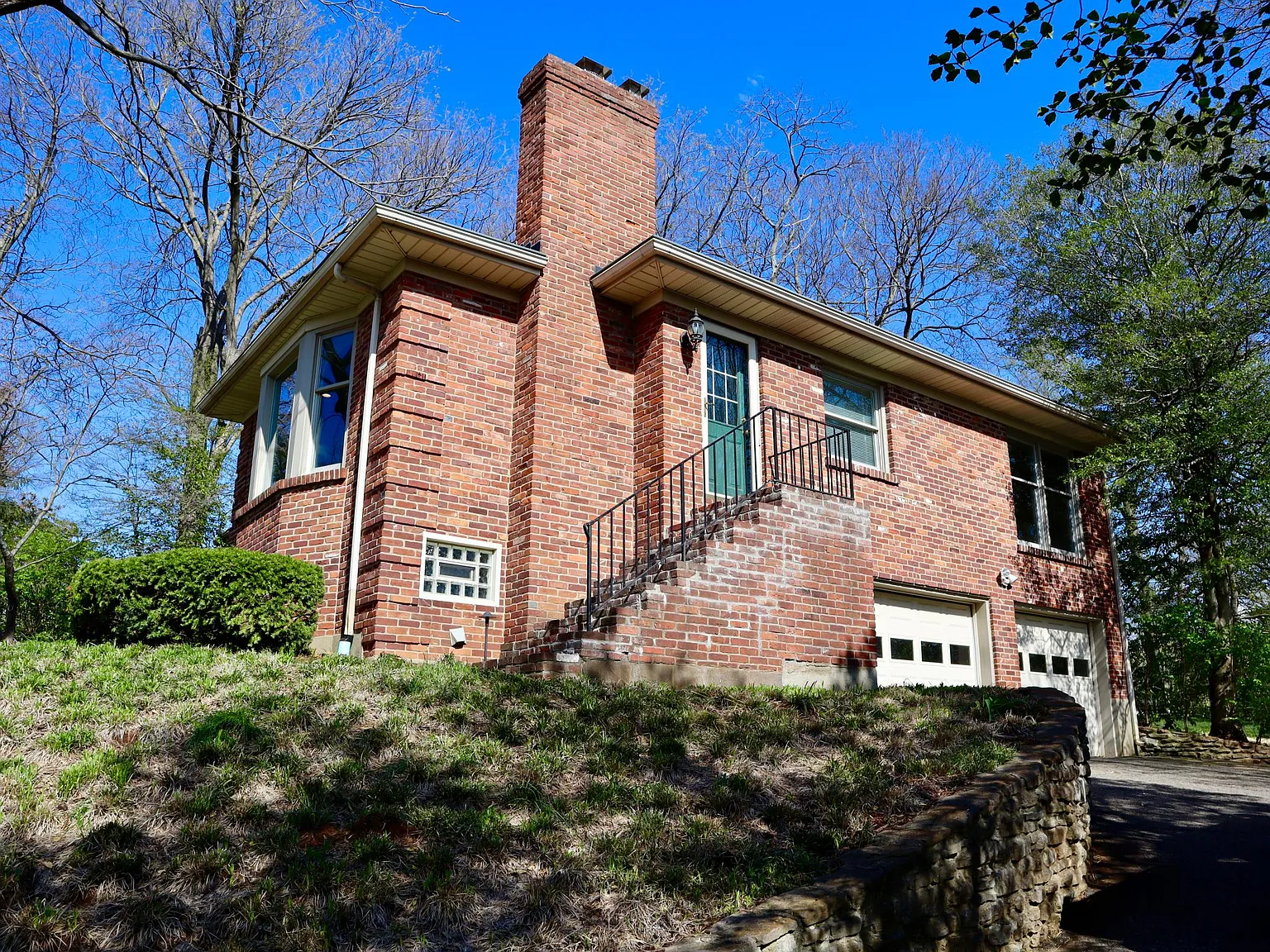 3 bed, 1756 sqft, $3,250 — Photo 3