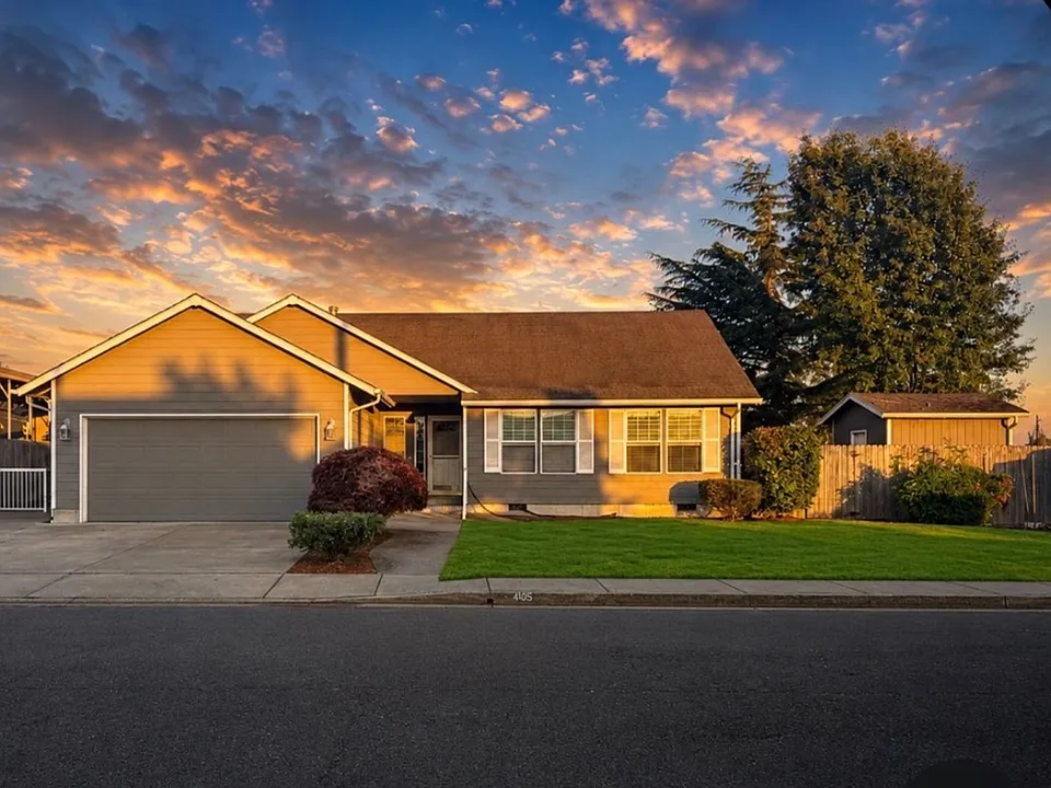 495 Emily Ln