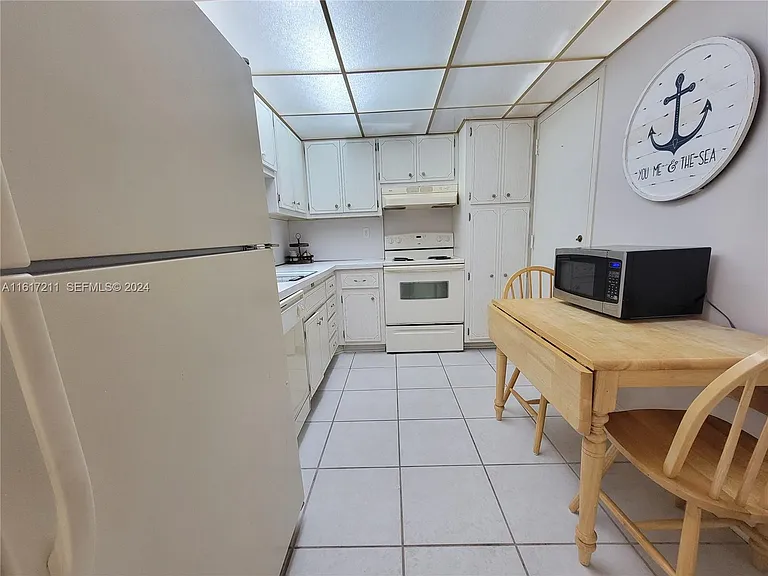 1980 S Ocean Dr #2C — Photo 24