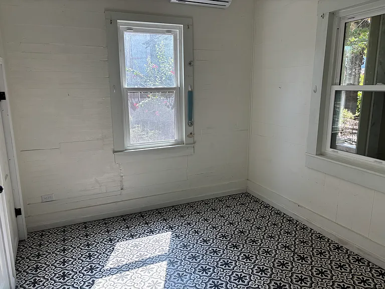 437 W Magnolia Ave #1 — Photo 16