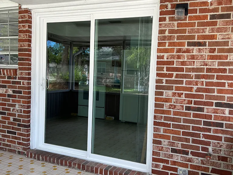 287 N Evans Cir #A — Photo 8