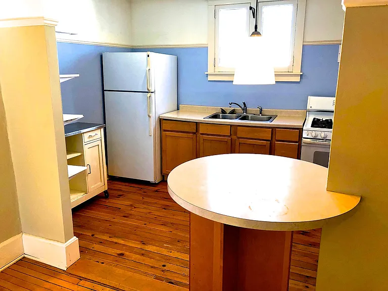 2440 N Pierce St #A — Photo 3