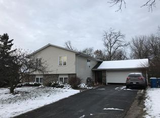 13685 Hanover Ct, Apple Valley, MN 55124