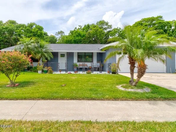 2910 Lantern Dr, South Daytona, FL 32119