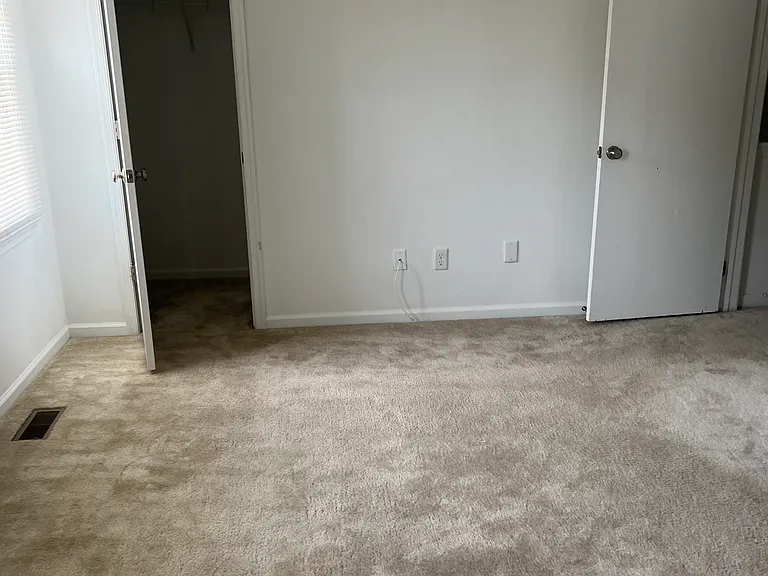 5513 Old Guard Cres — Photo 10