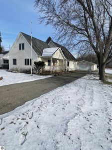 264 N Valley St, West Branch, MI, 48661