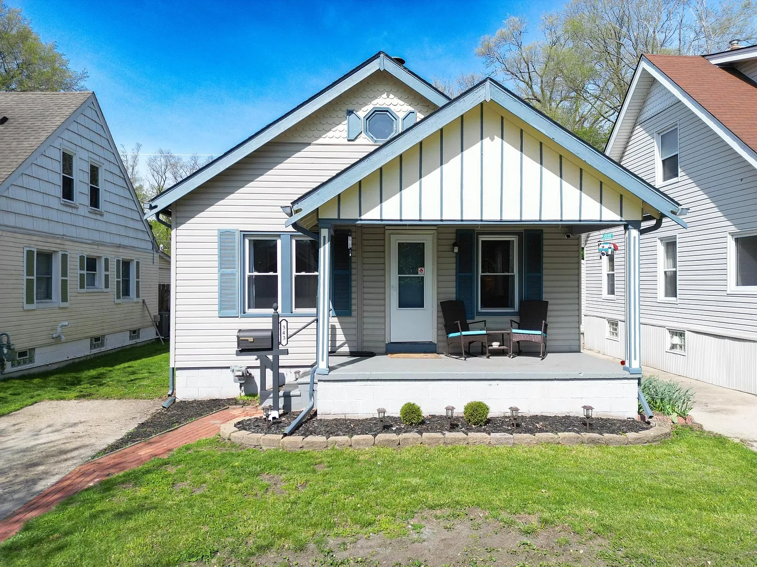 343 Saint Louis St photo 1