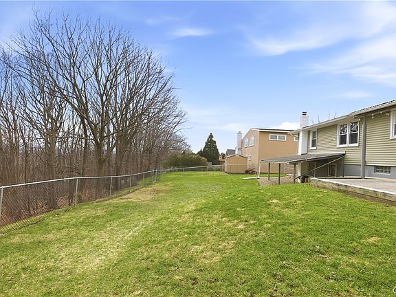 4th image of 116 Huntshill Rd