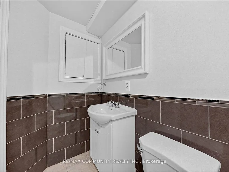 850 Huntingwood Dr #15 — Photo 29