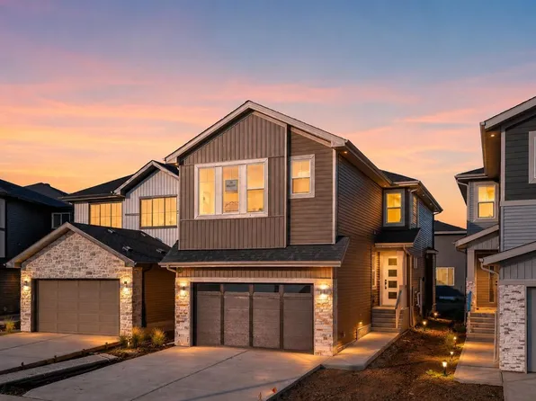 21 Rosa Cres, Saint Albert, AB T8N 7Y4