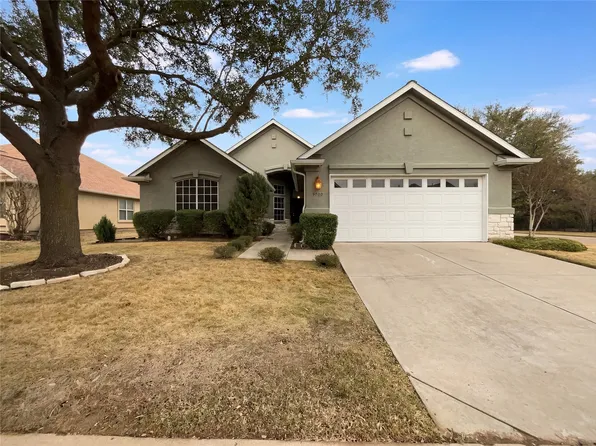 9700 Pinewood Dr, Denton, TX 76207