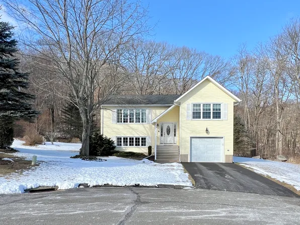 31 Mohican Lane, Bristol, CT 06010