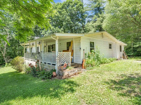 114 Bentwood Ln, Boones Mill, VA 24065