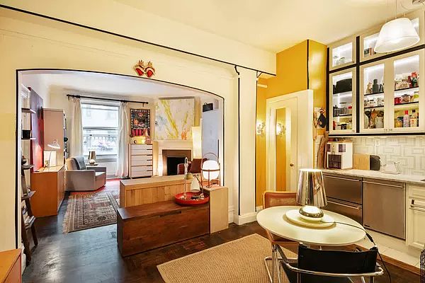 1st image of 284 5th Ave #7C