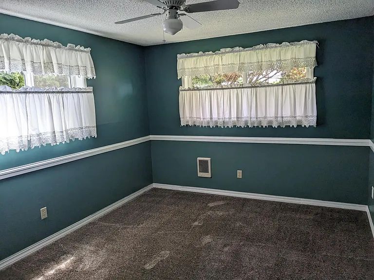 12925 NW Westlawn Ter — Photo 14