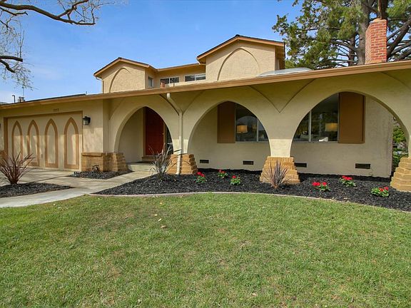4th image of 5555 Oakhurst Ct
