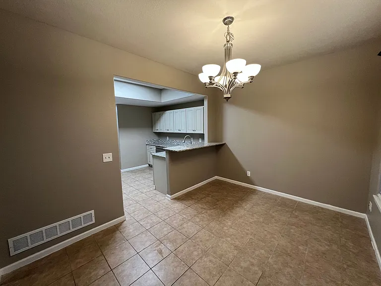 5107 Veronica Dr — Photo 13