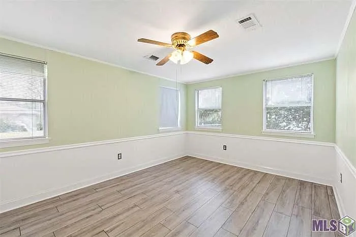 10224 Darryl Dr — Photo 13