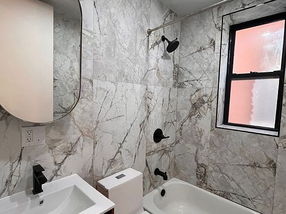 3rd image of 21 Reed St #15