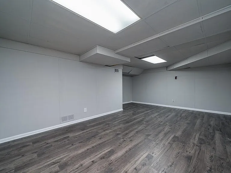 4079 Dunnington Dr — Photo 34