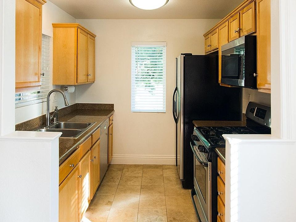 1st image of 10154 Camino Ruiz Unit 3