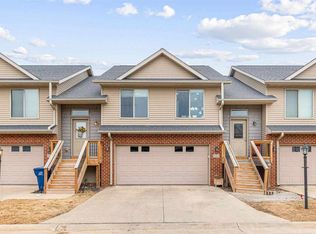 203 Will Dr, Solon, IA 52333