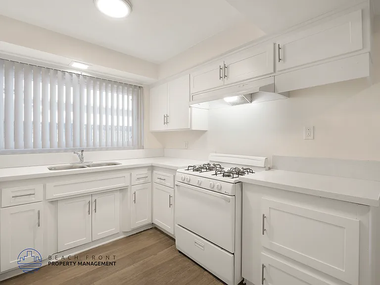 124 Buckthorn St. — Photo 3