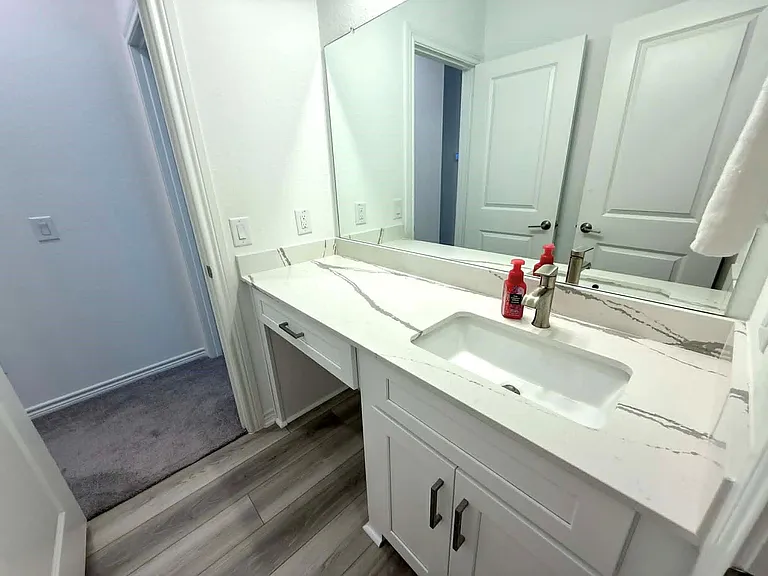 1301 Tan Gable Ln — Photo 29
