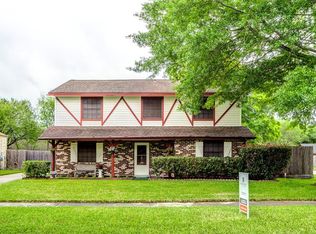 3943 Green Crest Dr, Houston, TX 77082