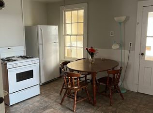 46 Christie St FLOOR 2, Troy, NY 12180