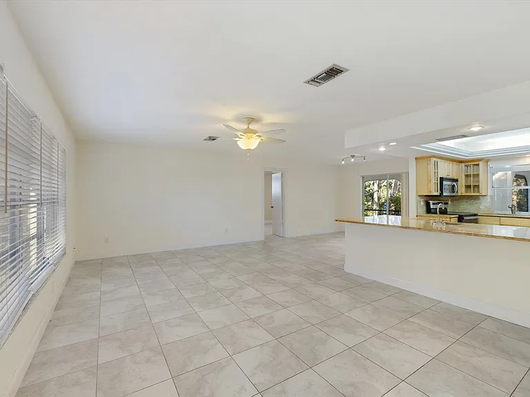 5151 Oakmont Pl — Photo 6