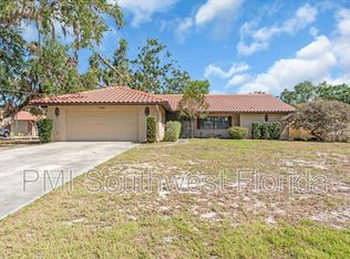 7365 S Leewynn Dr, Sarasota, FL 34240