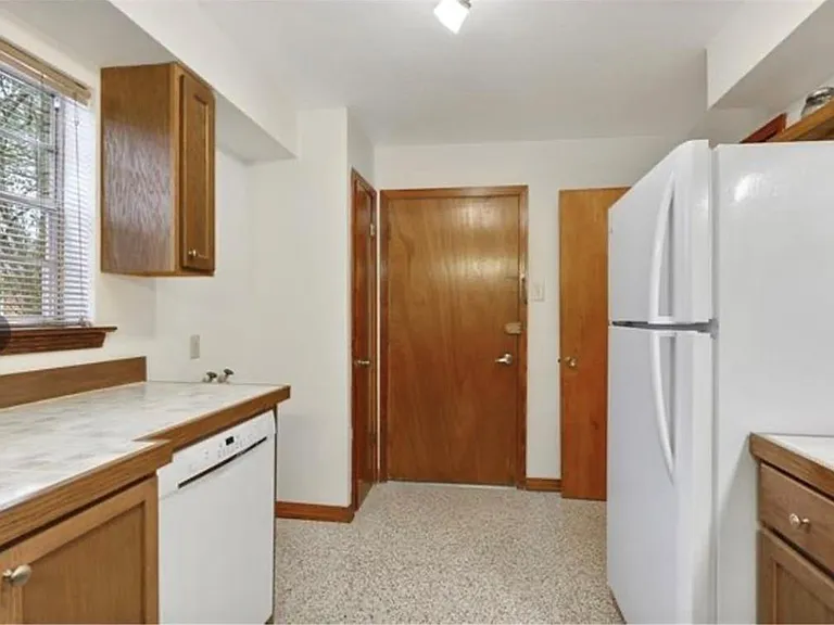 4401 Yale St #B — Photo 9