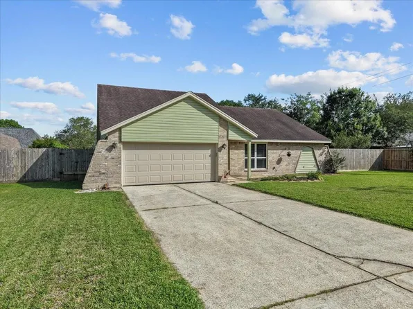 1118 Killarney Ave, Friendswood, TX 77546